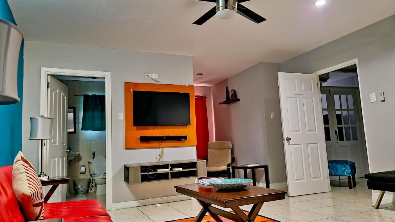 Donhead New Kingston Apt 5 Экстерьер фото