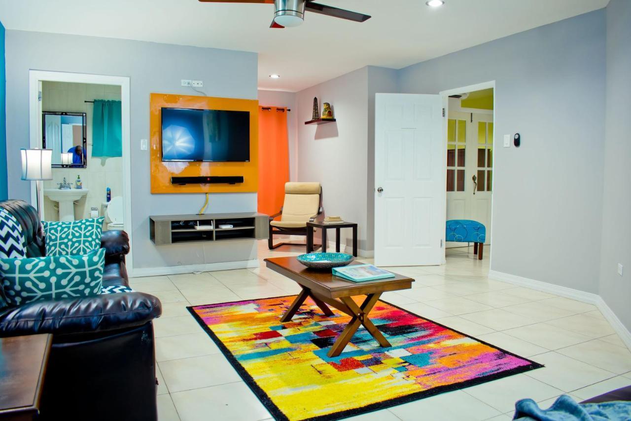 Donhead New Kingston Apt 5 Экстерьер фото