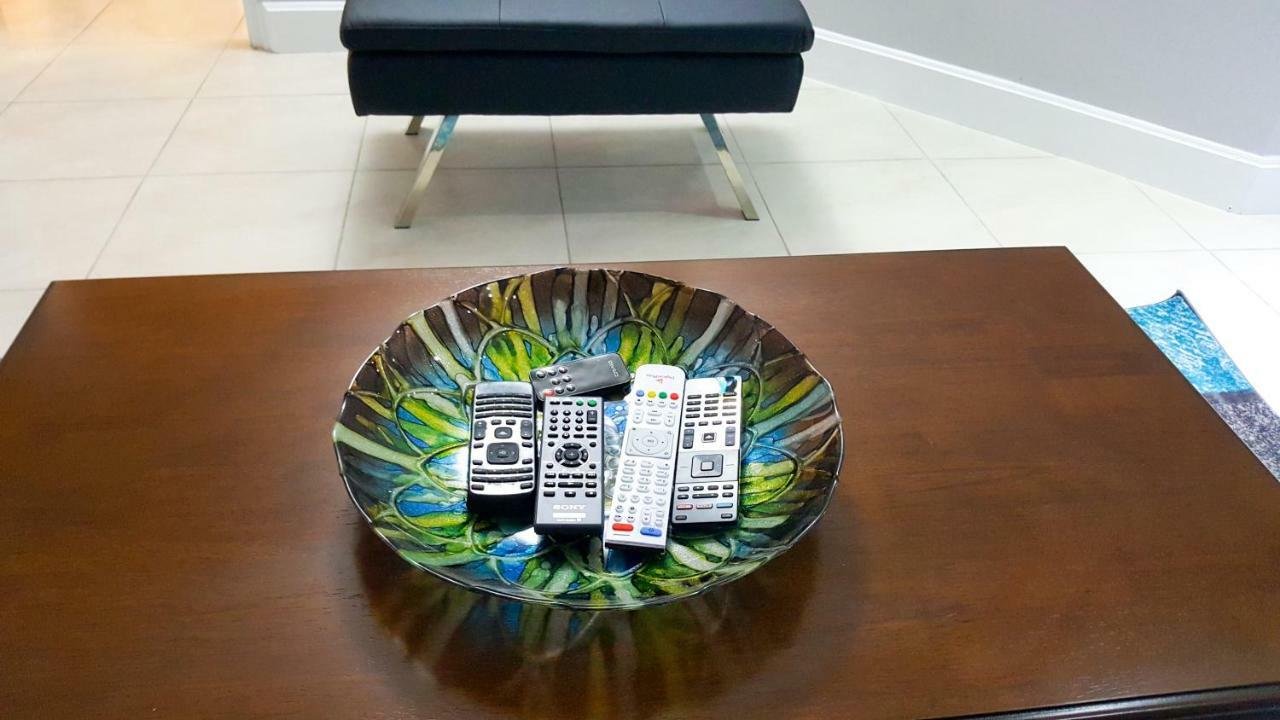 Donhead New Kingston Apt 5 Экстерьер фото